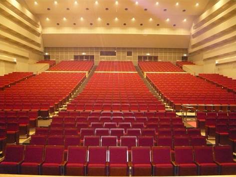 写真：市民会館大ホール1
