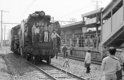 写真：中神駅でのようす1