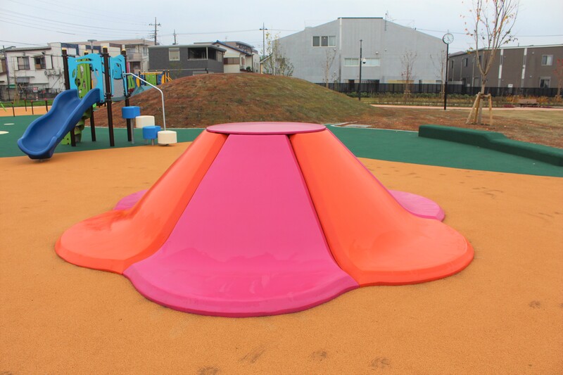 写真：幼児用遊具